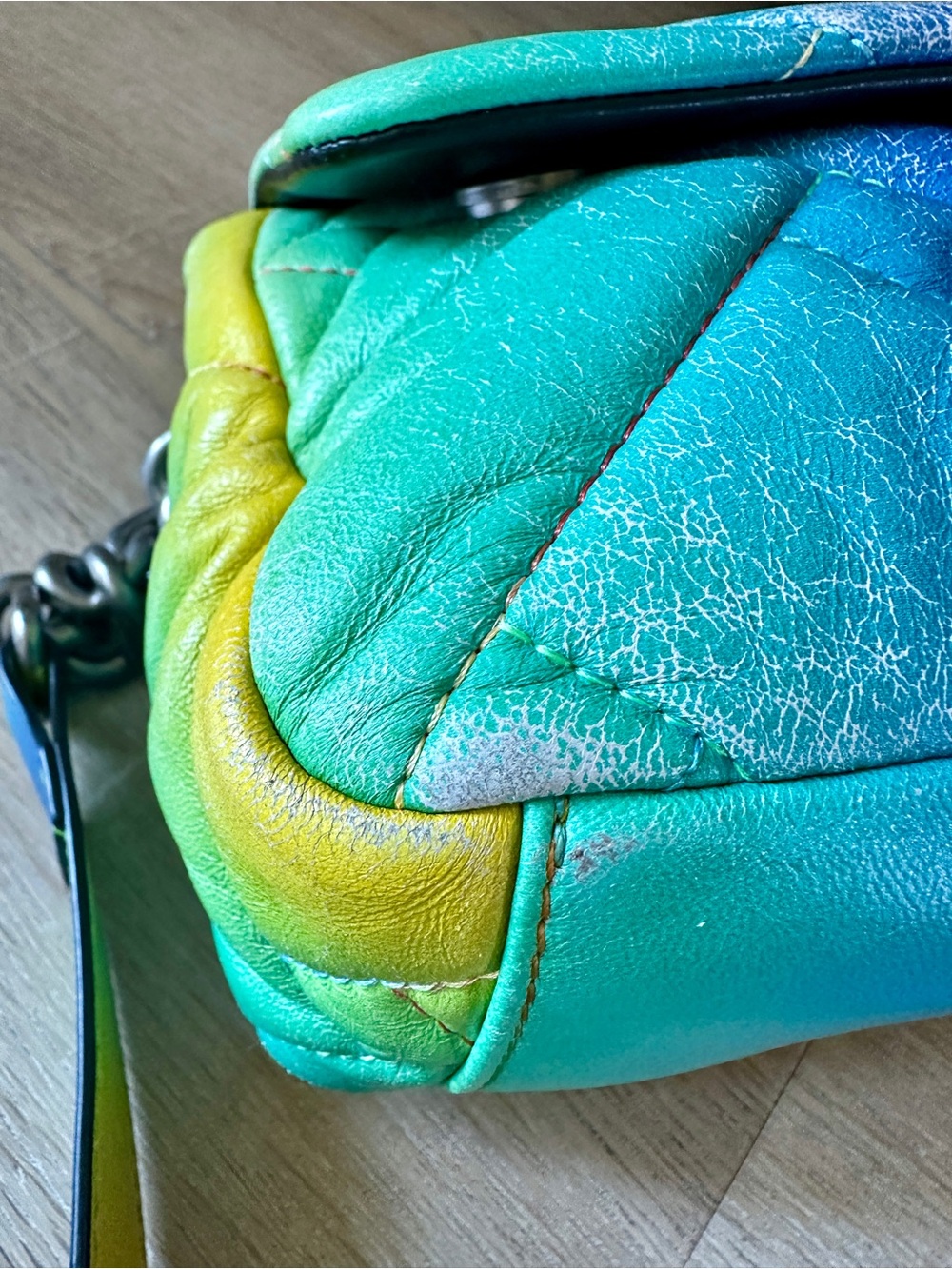 Kurt Geiger Kensington Rainbow Quilted Shoulder Bag Metallic Jeweled Bird Clasp - Picture 12 of 16